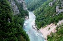 Autom do Albánska: Čierna Hora